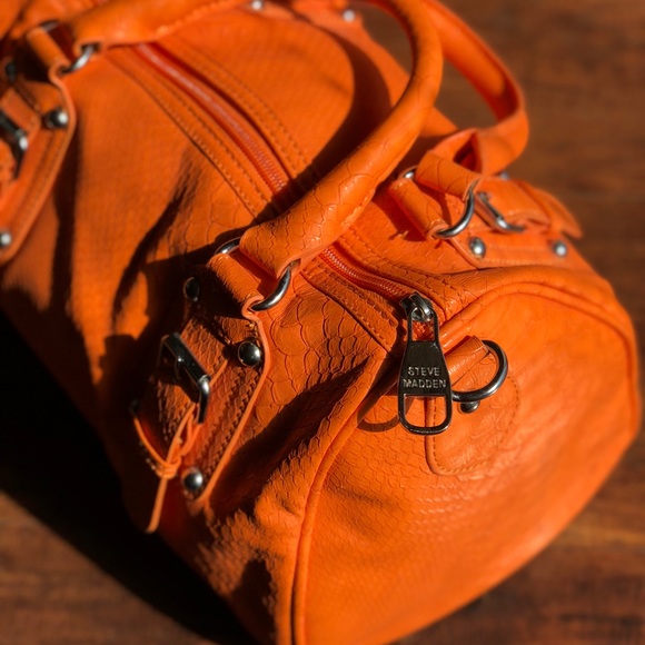 ❌SOLD❌Steve Madden Mini Duffel - Picture 5 of 8